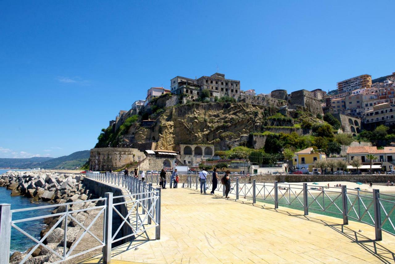 Residenza Maria Antonietta - 50 Metri Dal Mare Hotel Pizzo  Luaran gambar